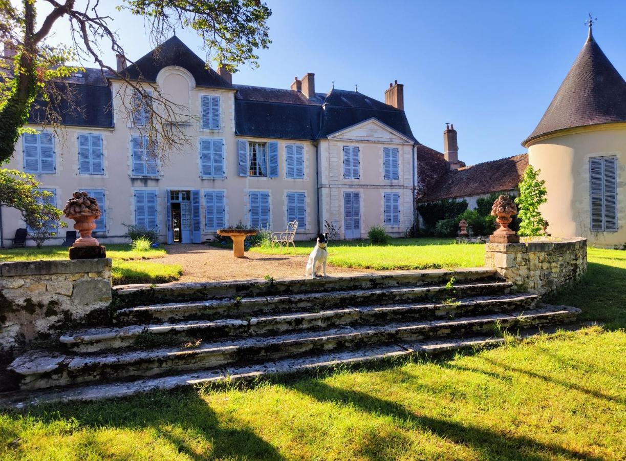 Le Boudoir De Yaya Bed & Breakfast Cosne-Cours-Sur-Loire Exterior photo