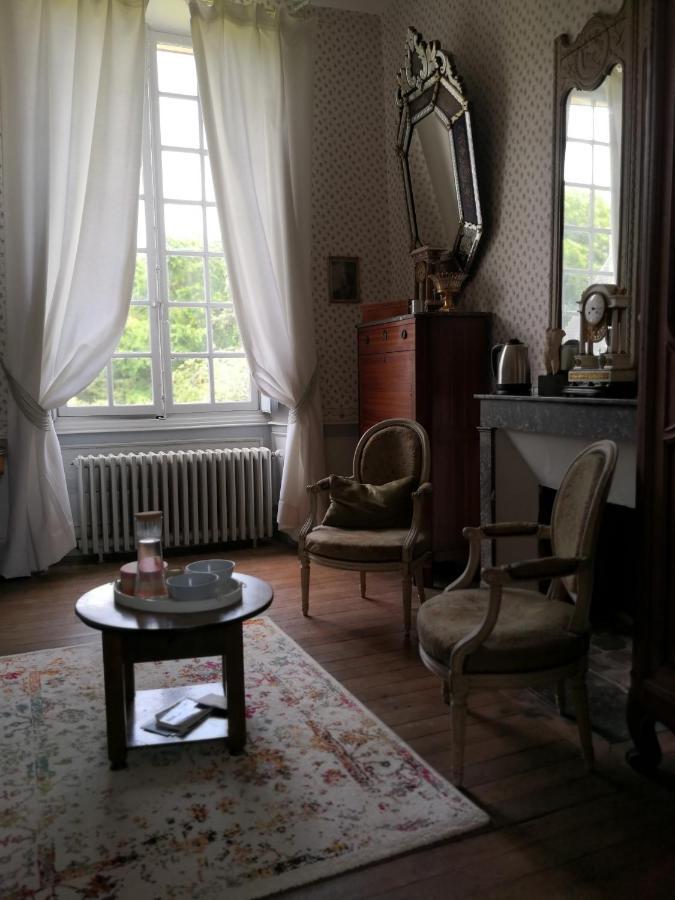 Le Boudoir De Yaya Bed & Breakfast Cosne-Cours-Sur-Loire Exterior photo